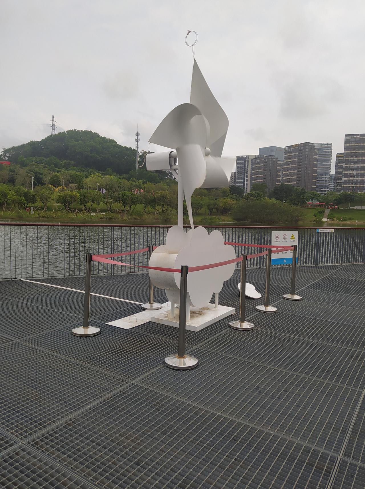 旅游真的能让人心情变好。我今天出来玩，心情特别愉快。本来这几天心情不好，因为前