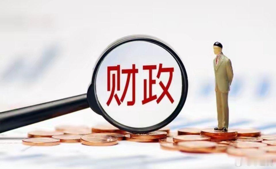 12月21号，周一作业计划前瞻.三七互娱：颈线突破　尚有空间烽火通信：缓步推升　