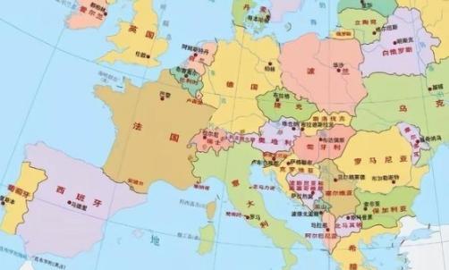 我那个刚从德国回来的同事，昨天跟我聊了一下午，说现在整个欧洲都憋着一股邪火。他们