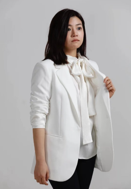 终于明白陈晓为啥要离婚了，看陈妍希这身材比例好虐！！​​​