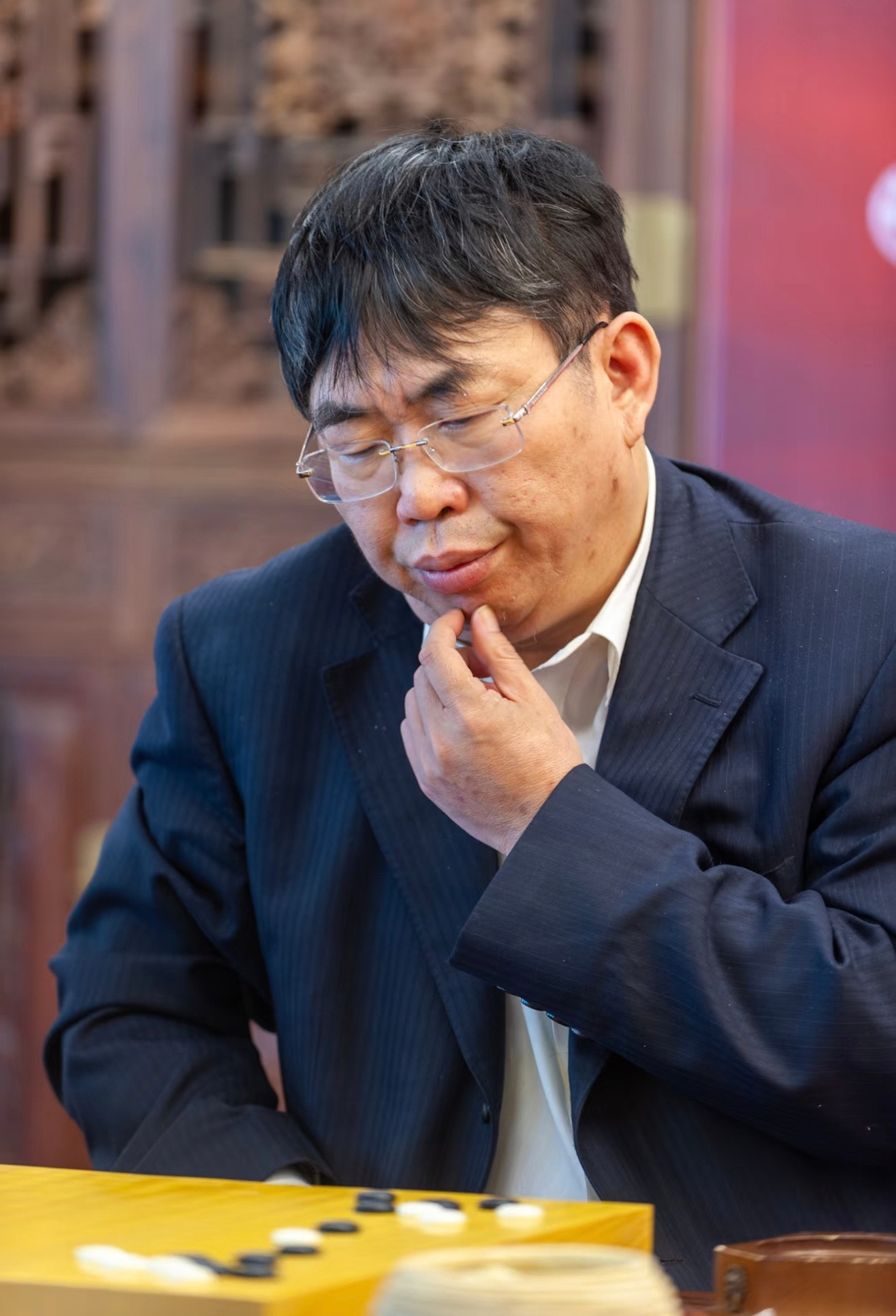 聂卫平逝世棋道纵横，一生求索。先生千古，星河长明。