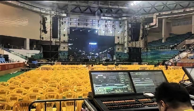 这下全网都知道了，在圈里能被人笑死。朱孝天到阳江开演唱会，宣传时很高调。票价