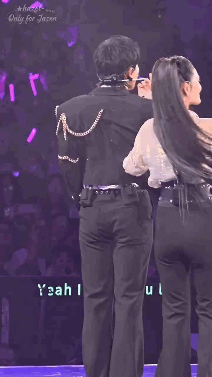 谢娜张杰一个被窝睡不出两种屁股果然不是一家人不进一家门，就连屁股都好有夫妻相我竟