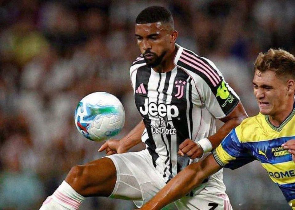 都灵体育报：斯帕莱蒂叫停尤文图斯的阵型改造，他正在等待布雷默的回归，等他归来为赢