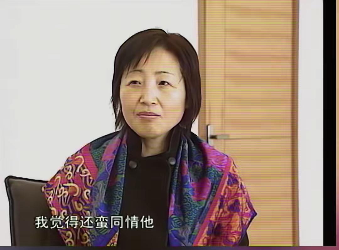 一个这样的女人我看过一段宗庆后原配施幼珍2005年的采访，她真是