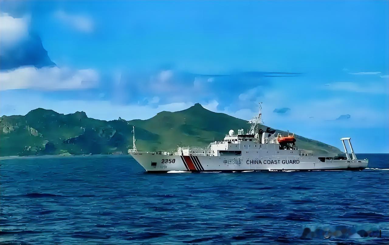 日本在我国钓鱼岛的挑衅行动遭到我方痛击！12月2日，日本渔船非法进入我国钓鱼岛海