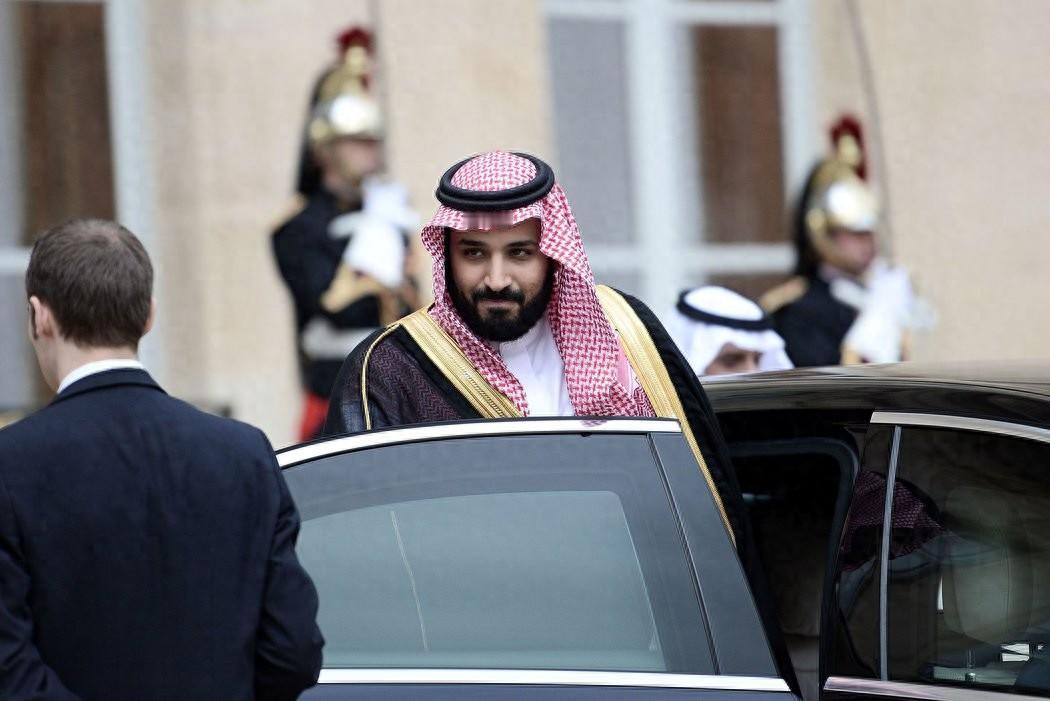 4月28日，全球能源圈和金融圈同时被一记惊雷炸懵——中东石油大国阿联酋突然甩出重