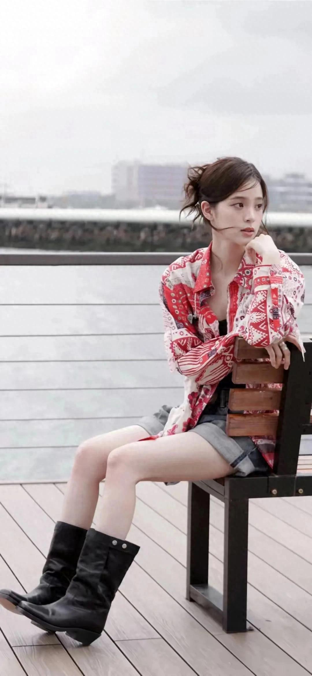 欧阳娜娜感觉至上[赞][赞][赞]