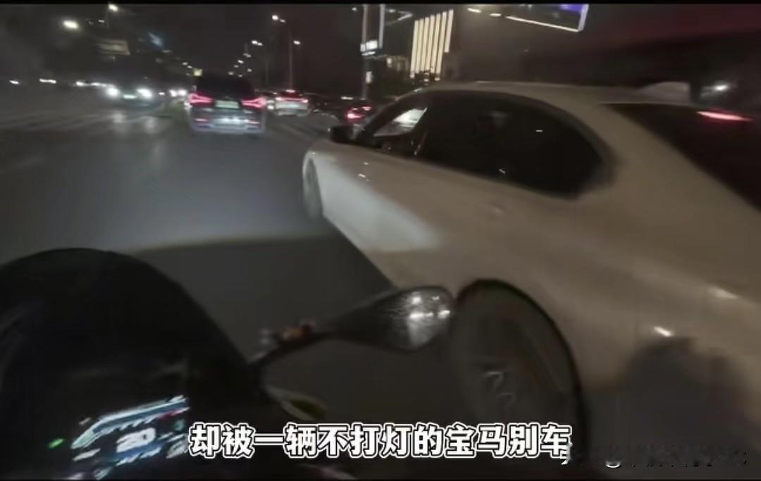 宝马司机别车打人太嚣张，张雪硬核维权：请律师打官司，还要八角笼里见真章！安
