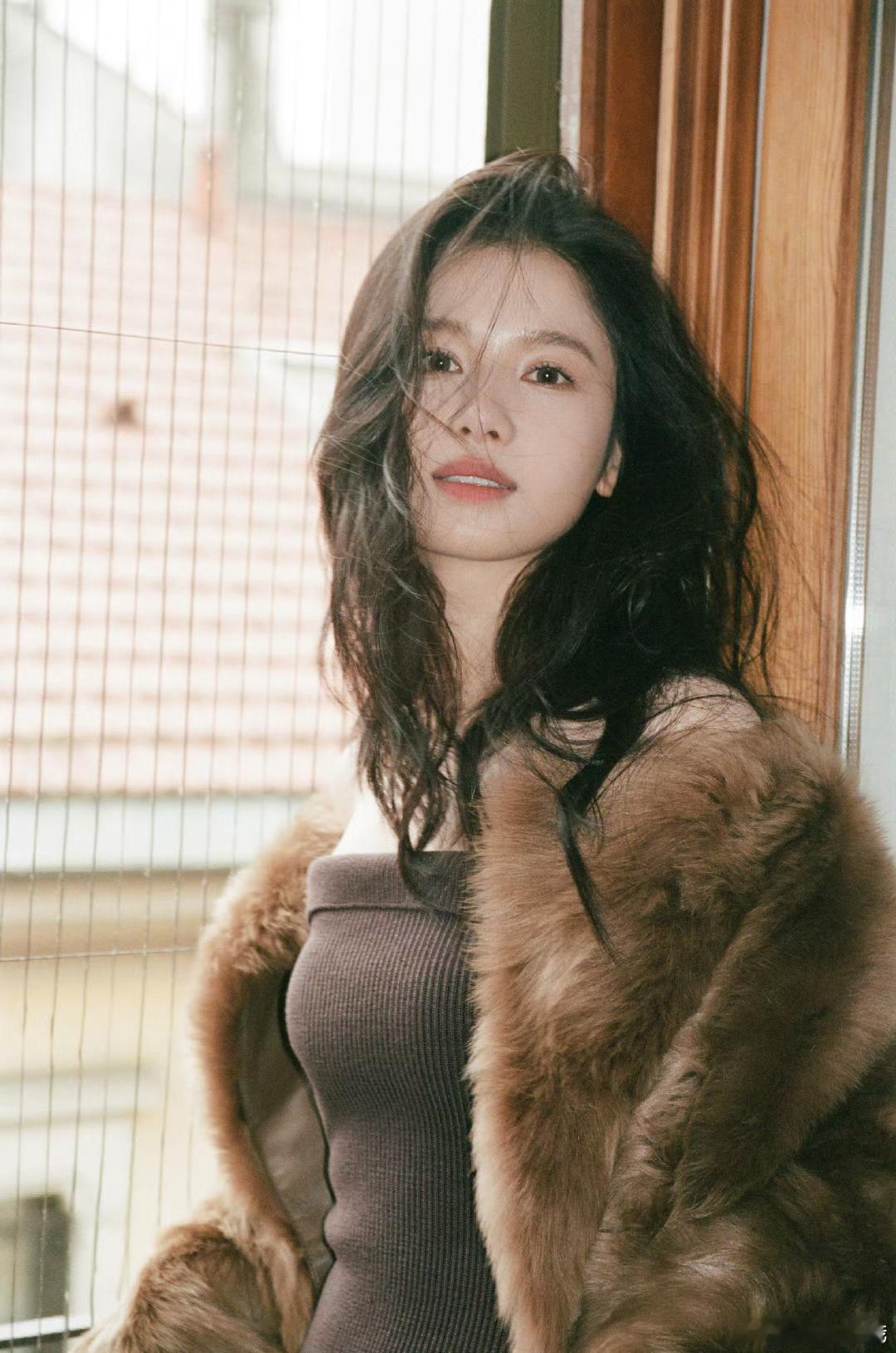 张婧仪真的好适合胶片🎞️特别高级、特别有电影感的一张脸🥹🥹​​​