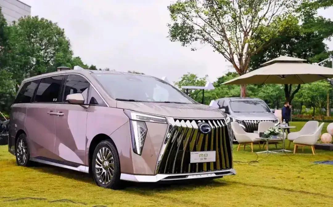 一觉醒来，车市又沸腾了！工信部icon发布两条重磅消息：第一：从2026年1