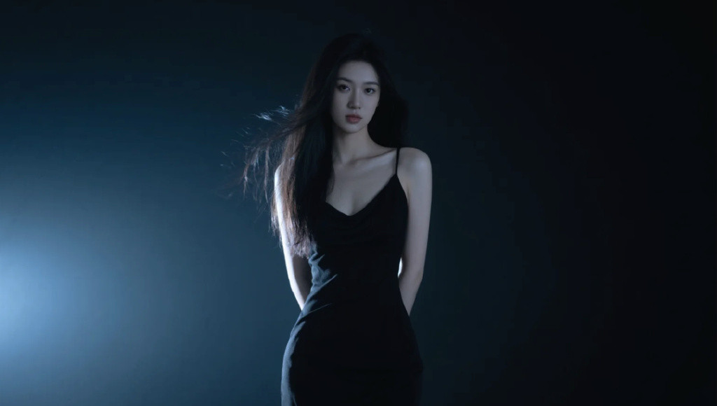 1000亿, 女首富又要IPO了