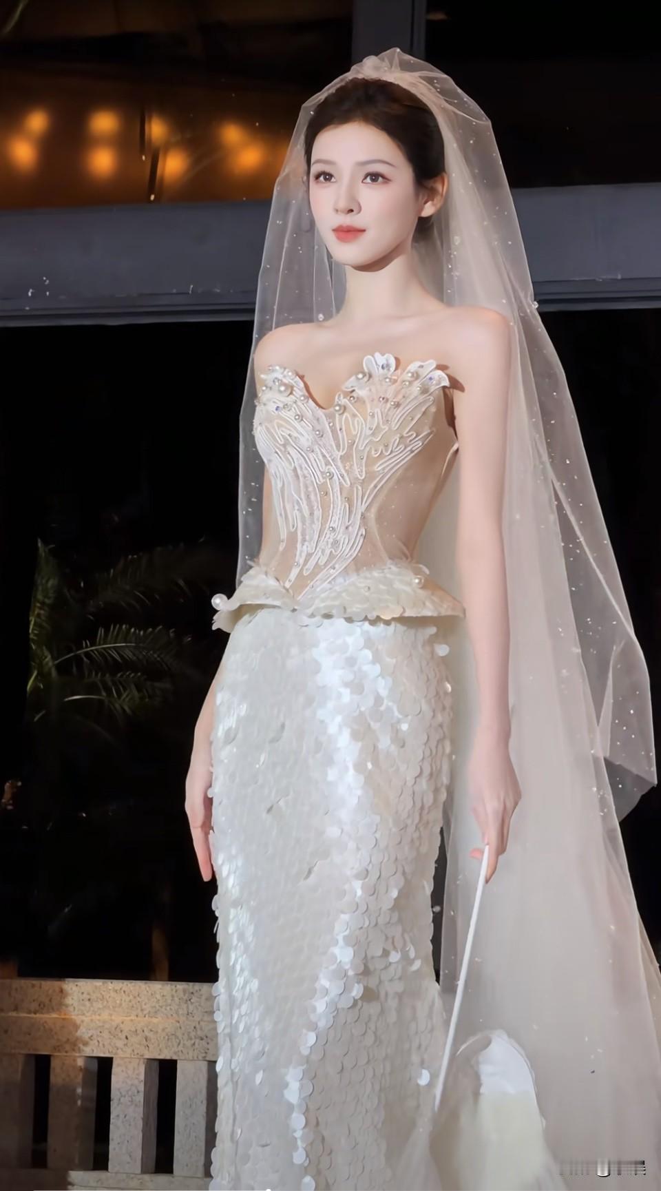 张予曦美得不像话，不愧是建模脸啊，完美的跟ai似的🤩郭碧婷感觉松弛惯了太久不