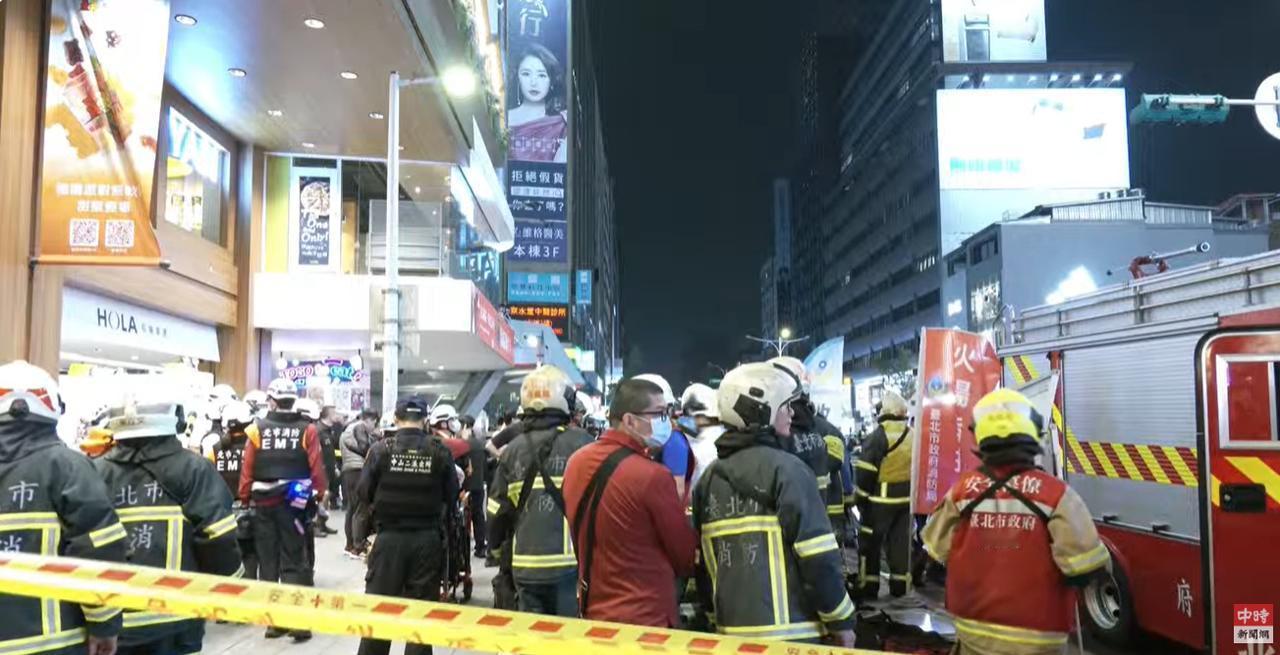 太恶劣了，光天化日下的随机袭击，台北捷运12.19连环袭击，安防失守，谁来守护民