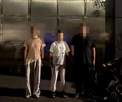 安徽，女子之前不学好，曾经做过失足女，在出租屋内，跟男子做不法事情的时候，被临