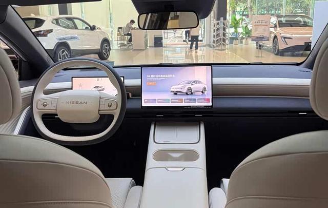 意不意外！10月，日产轩逸在中国卖了3.39万辆10月，日产逍客在中国卖了8