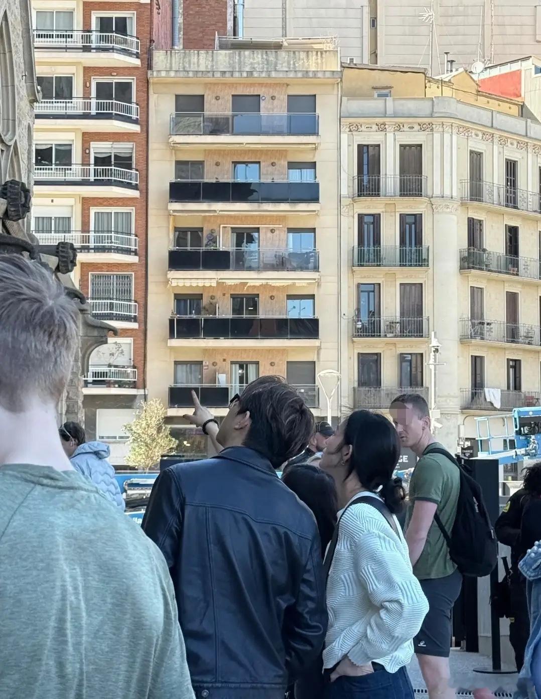 张钧甯与导演男友同游西班牙，两人气质好搭，交往2年多见过父母！