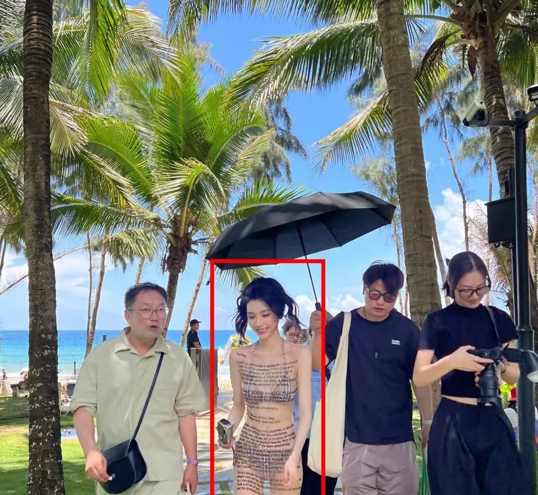 她真适合当网红美商很高易梦玲只要不进娱乐圈当演员我对她就只剩下了赞美
