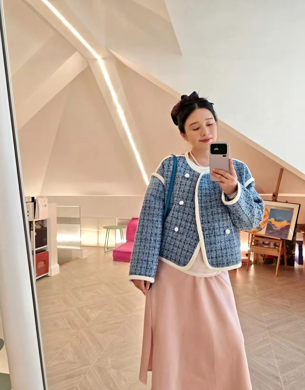 阚清子最后一次晒照是在11月11日，那时候状态非常好，所以网上的传言，大概率是假