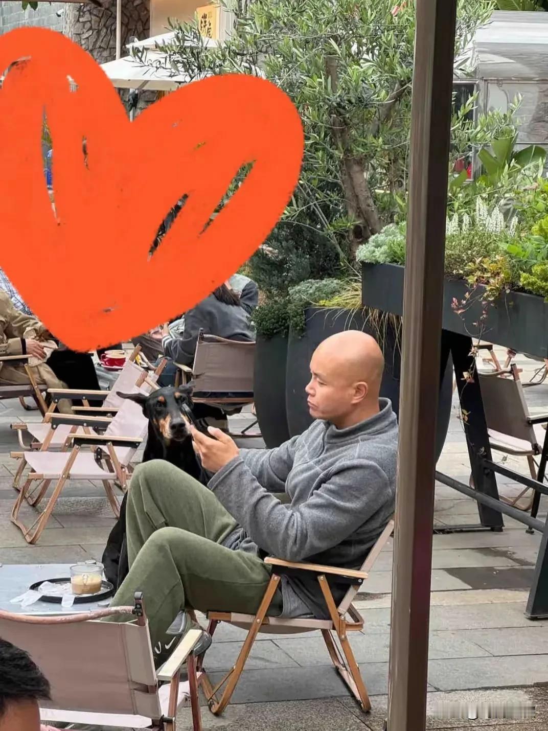 岁月让乐嘉也收起了锋芒！人这一生也就那么一段高光时刻，甚至就那么一瞬间，争强