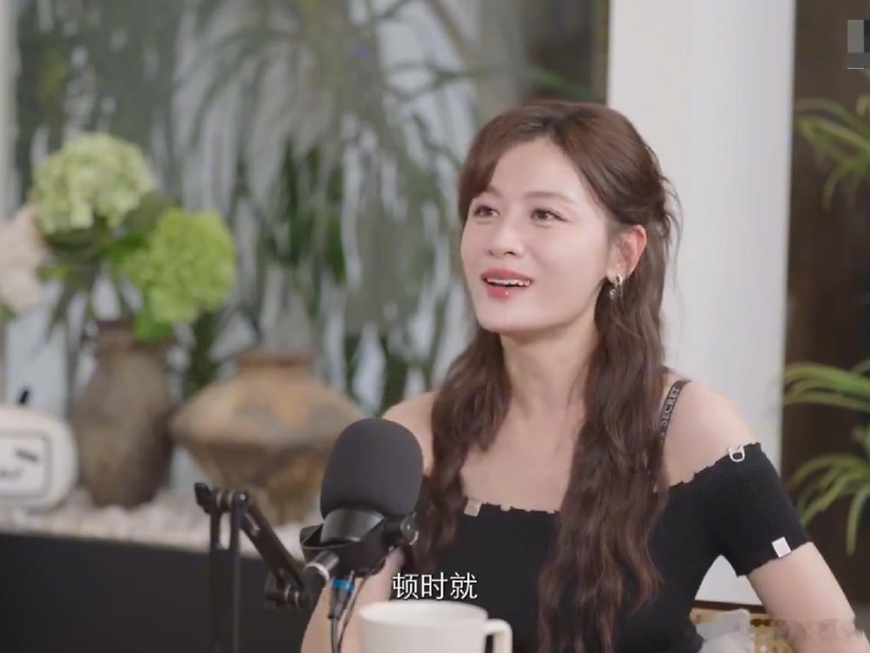 论最犀利和扎心的提问，还得是自家孩子，来《浪姐》前，叶一茜的孩子问了她两个