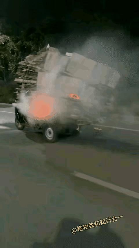 大爷这淡定劲儿真绝了！