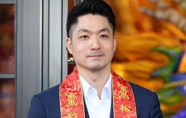 台湾政坛这片天，怕是要变了！岛内现在流传着一个预言：只要蒋万安2026年顺利连任