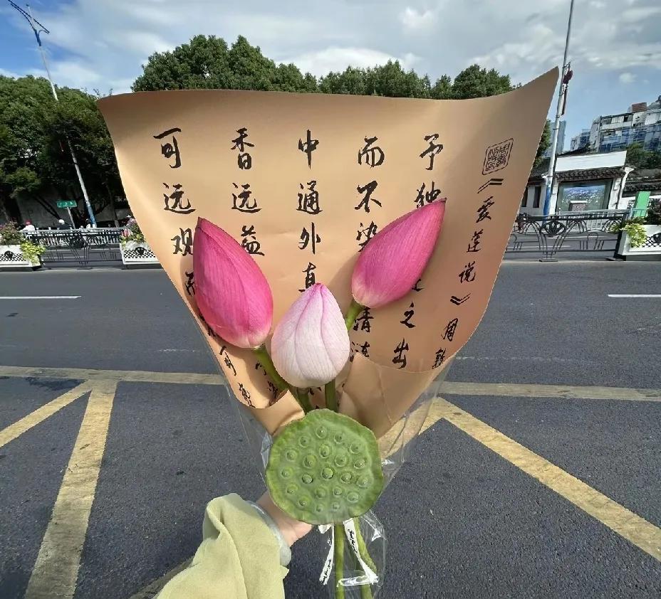 正缘出现前，往往得先经历清旧业，和孽缘不再纠缠。许多人渴望找到命中注定的