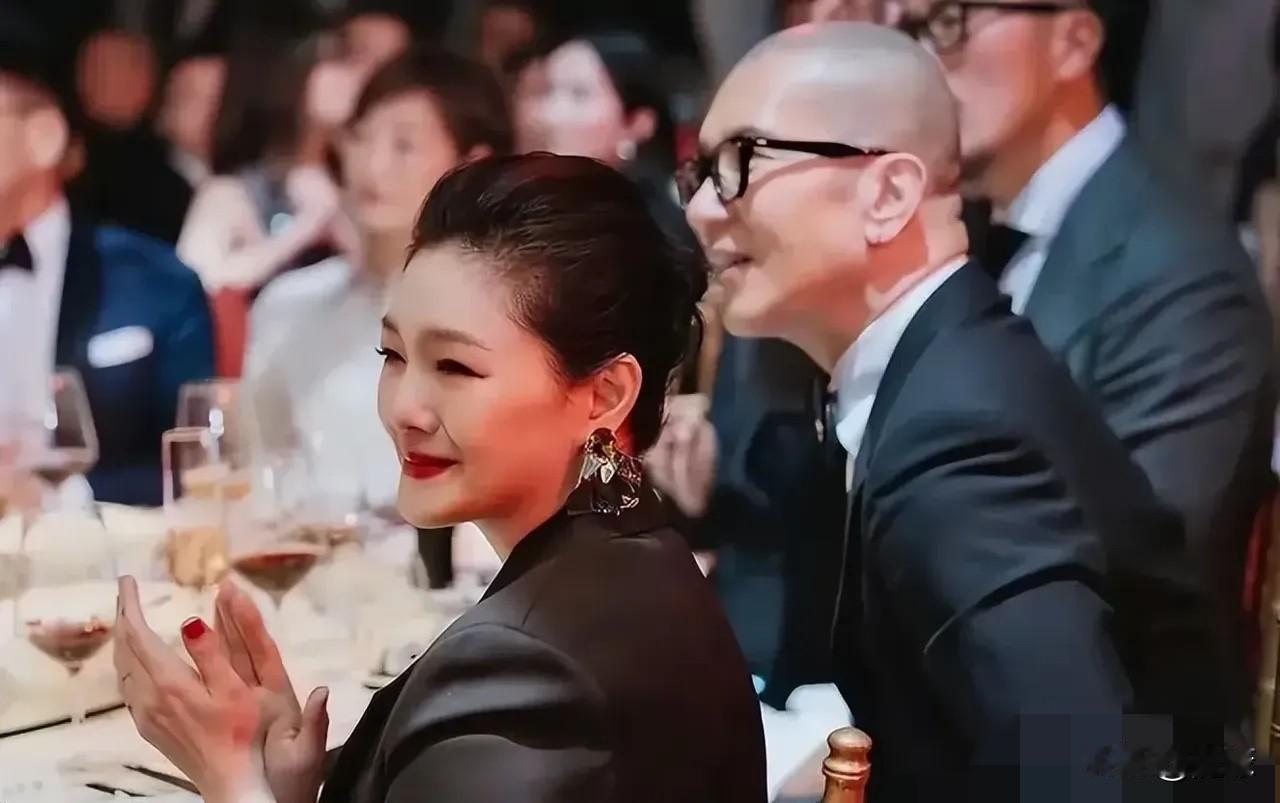 大S大概到走的那一天都没有反应过来，具俊晔到底有没有爱过她。二三十年前，她与他