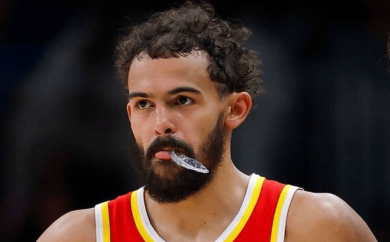 记者: 马刺不会参与特雷-杨交易, 但要关注火箭和雷霆