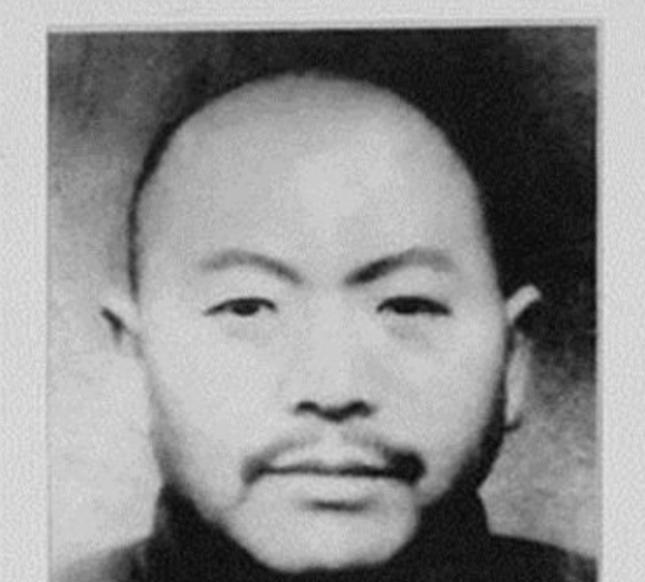1951年，大汉奸黄标被判了死刑，到了刑场后，黄标很不甘心：“我每个月都给新四军