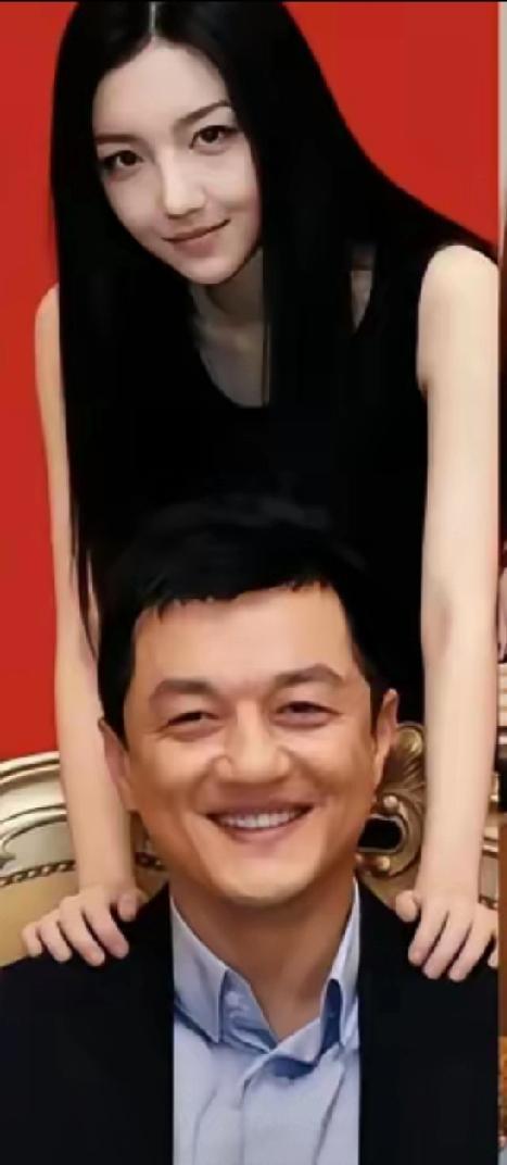 全网点赞！李嫣拒贴外籍标签，当众直言：我来自中国河南在北京高端国