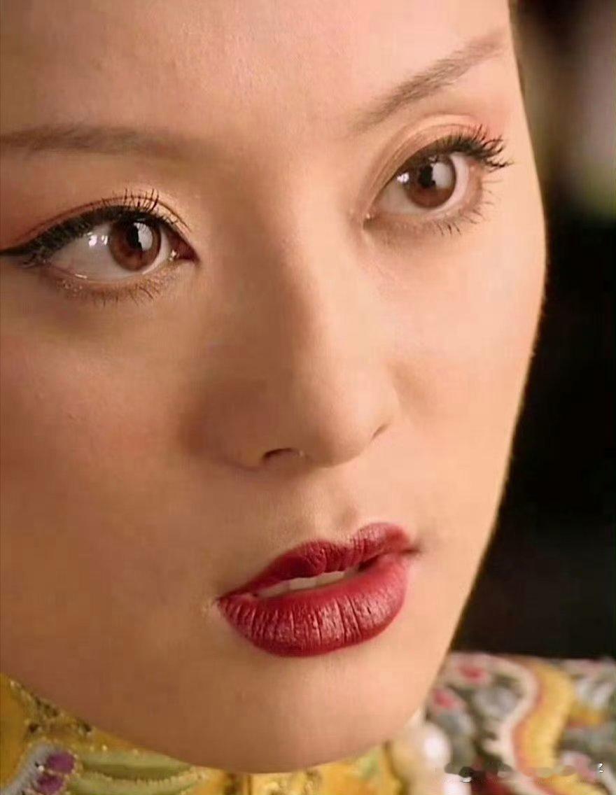 好清晰的毛孔，甄嬛传当年是真的没开任何磨皮特效…