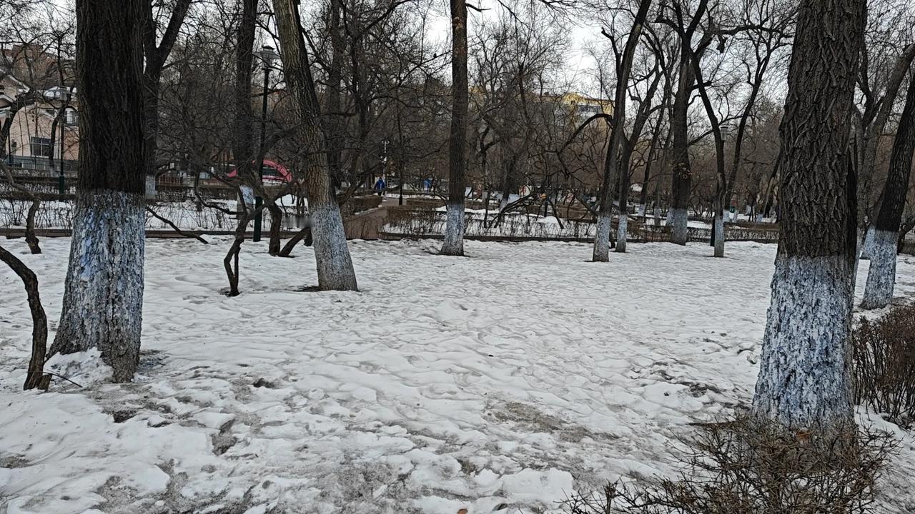 侯六老爹90岁死在养老院了，在江北一家一个月1800块钱的养老院“苟活”了两年多