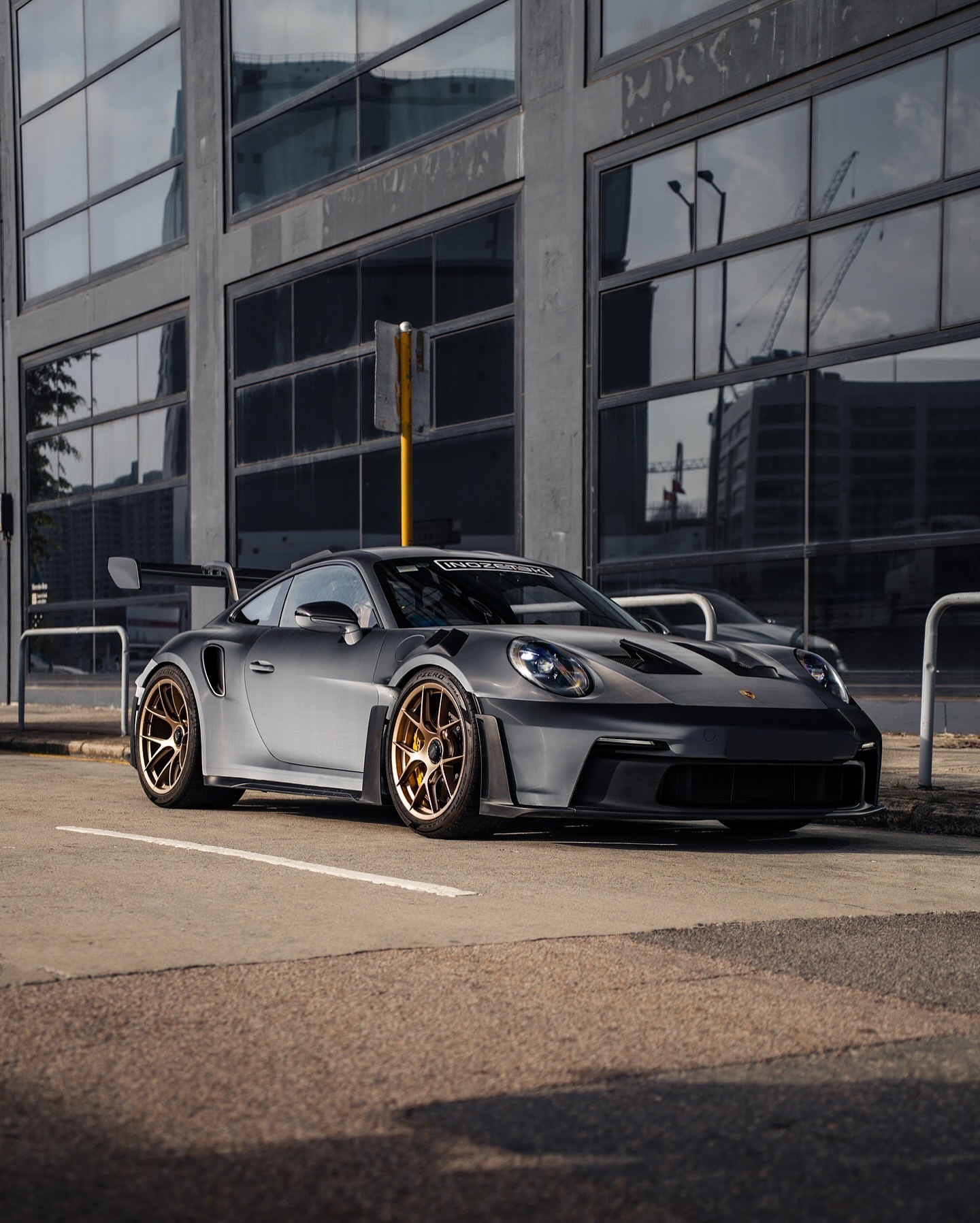 早安！这辆保时捷992GT3RS...保时捷911老纪侃车car时尚豪车超跑