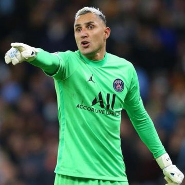 纳瓦斯谈及2015年转会曼联失败“他们下午四五点左右打电话到我家，和我讨论这种可