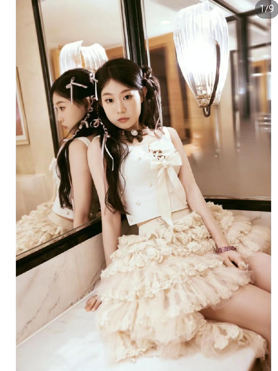 现在全网最难过的人应该就是赵本山了。他的徒弟小沈阳的女儿沈佳润火了。大湾区音