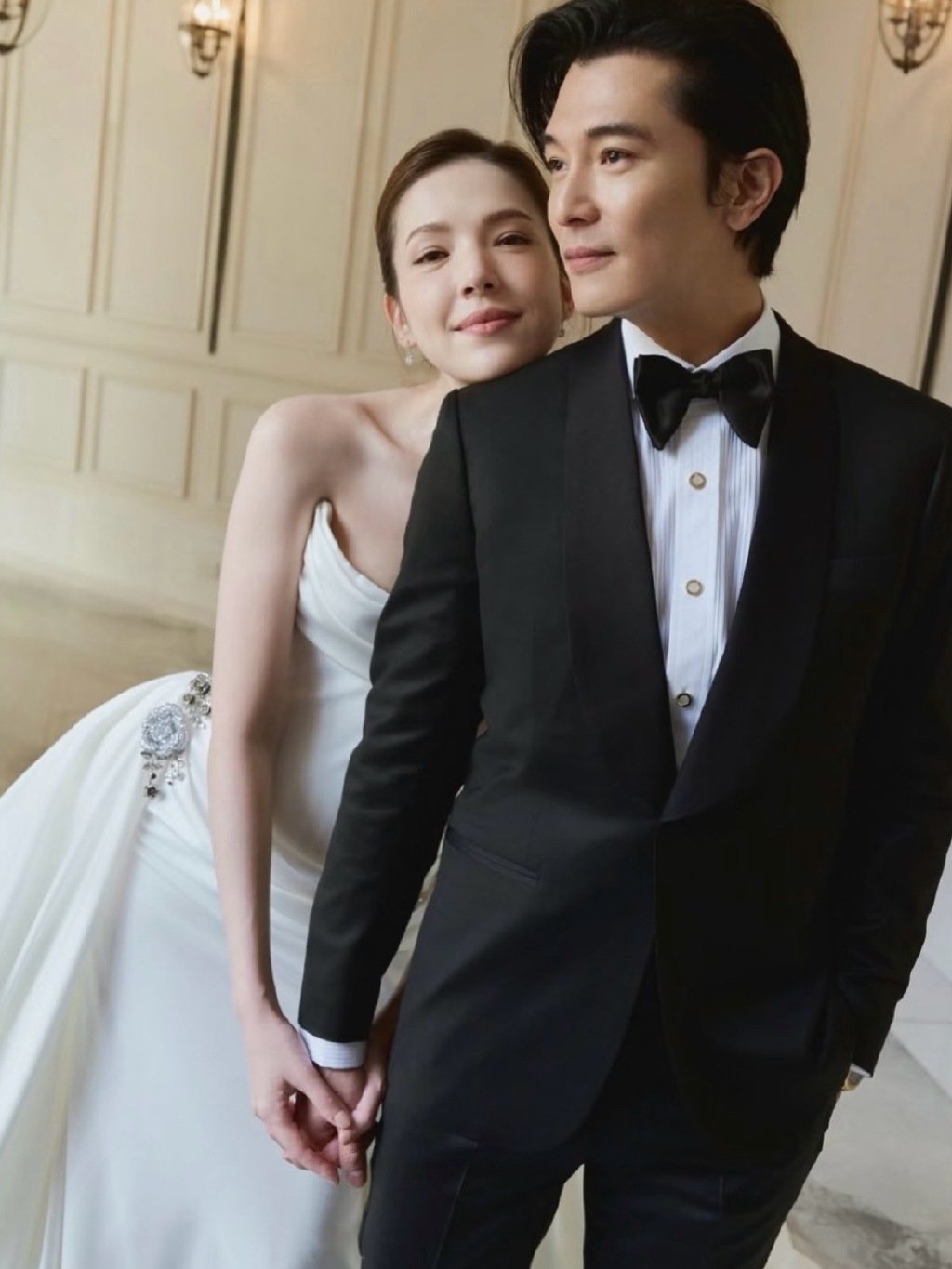 邱泽许玮甯婚礼现场我的天好帅好美，童年男神结婚了，恭喜两位台湾颜霸太养眼了，新婚