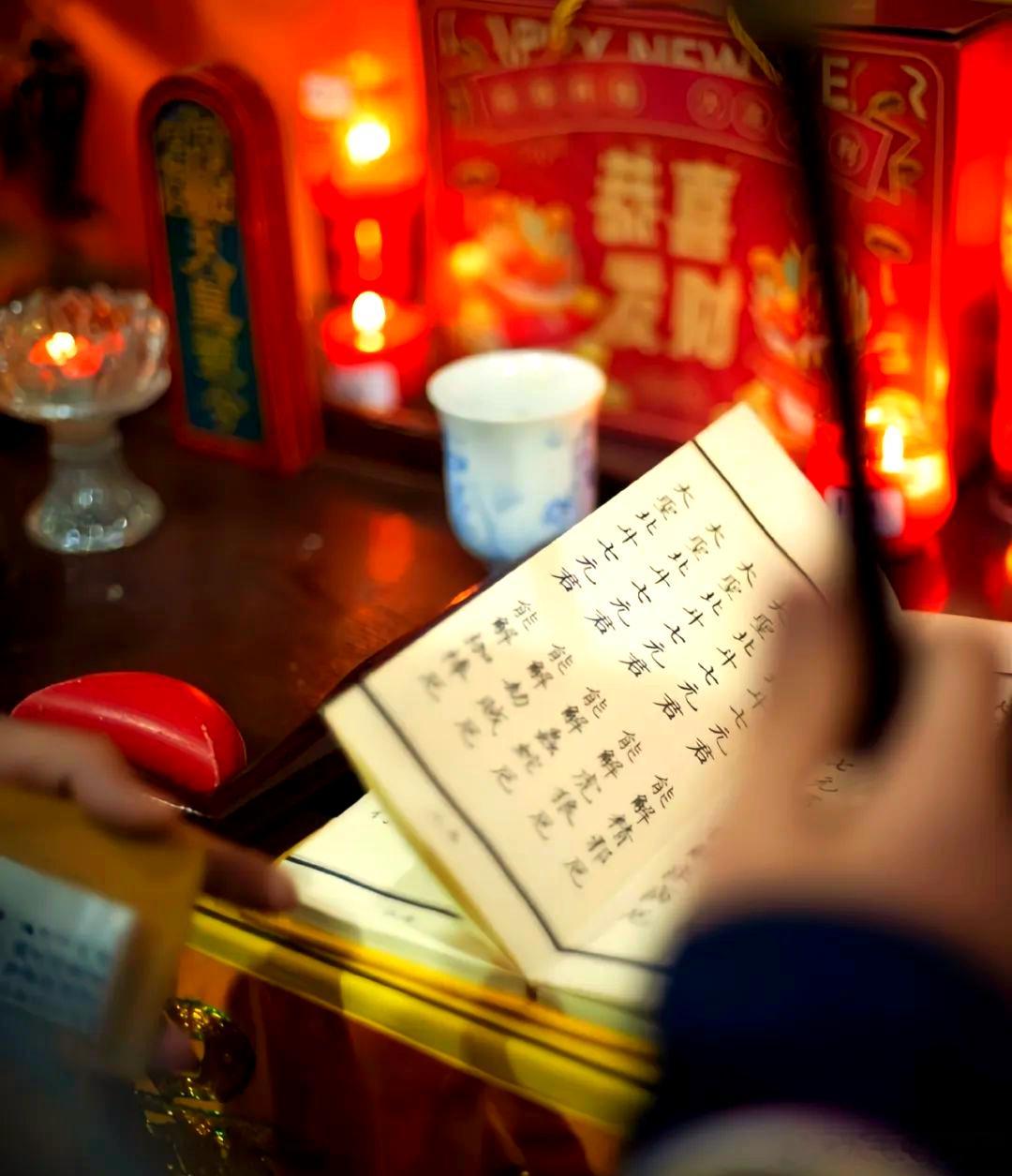 诰、经、真经、宝经，有什么区别？道教经典名目繁多，打开《道藏》，满眼都是各种名称