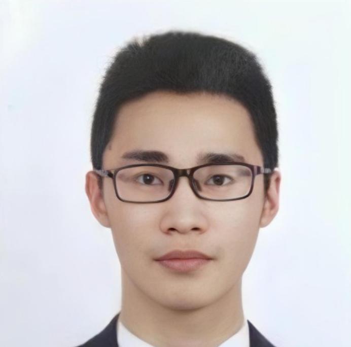 2020年，西安交大24岁研究生突发脑溢血去世，父亲为其收拾遗物时，其银行卡内余