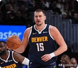 随着约基奇狂砍39分15篮板10助攻，带队赢火箭，MVP排行榜变成了:1、掘