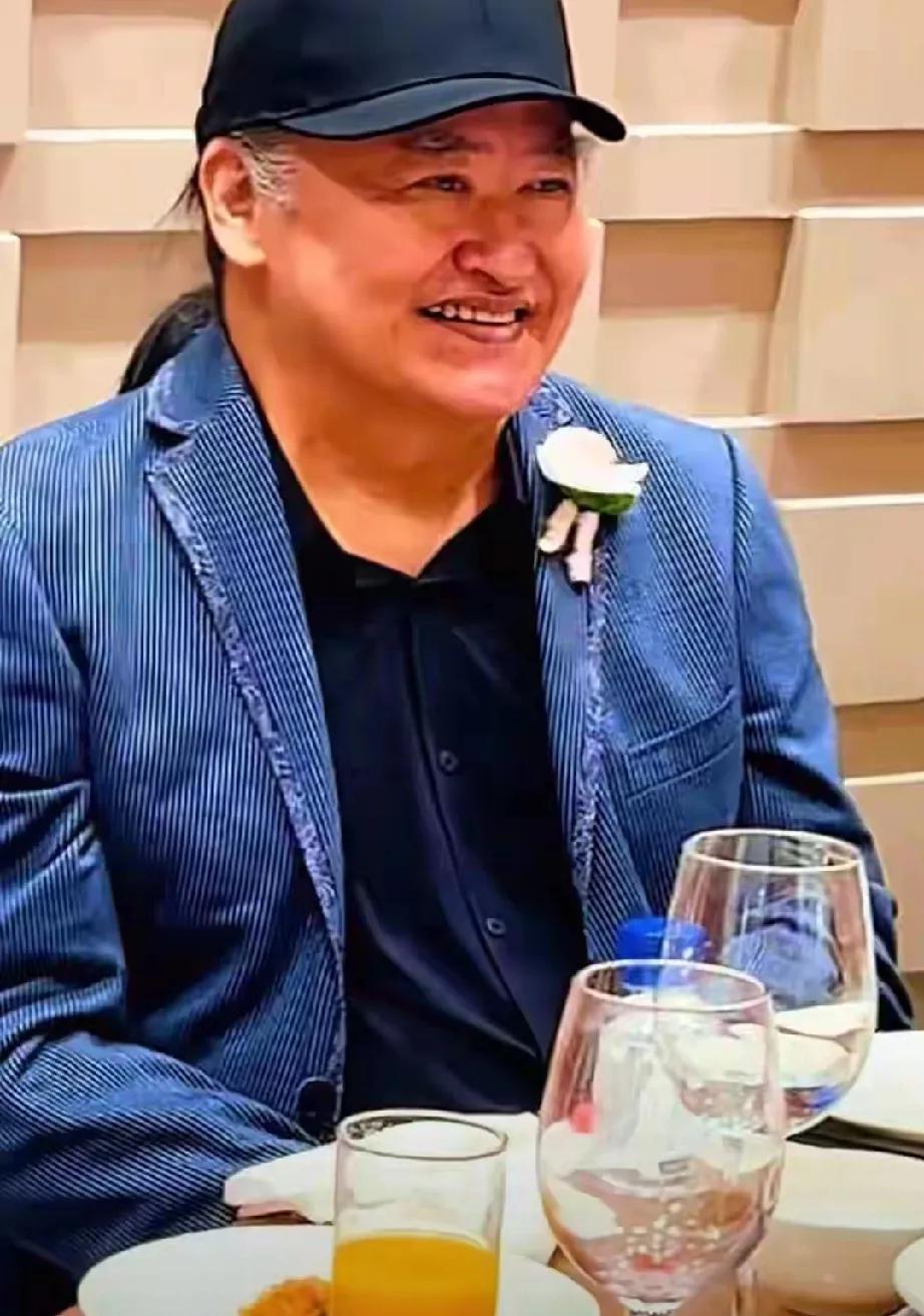 刘欢女儿大婚,父爱泪洒山城今日,山城重庆被幸福笼罩,刘欢女儿在此举办