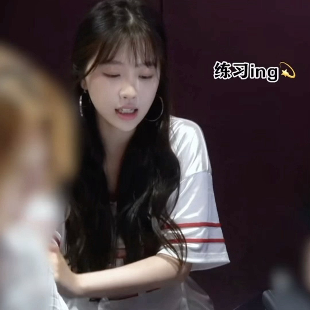 安静工作的样子