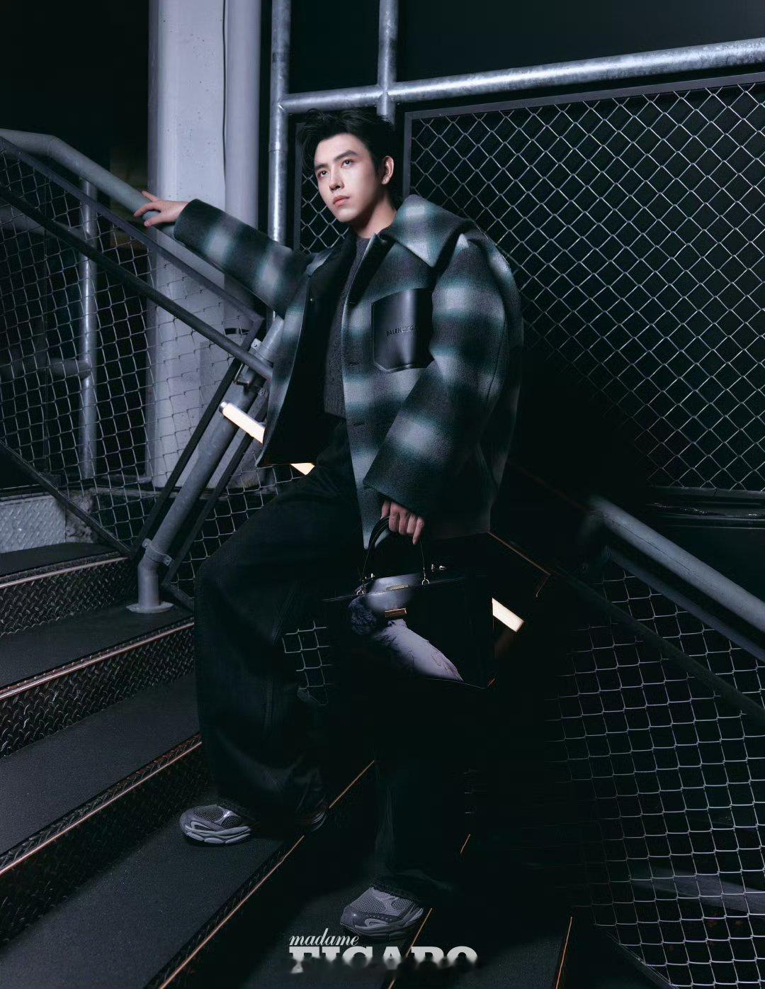 陈飞宇费加罗四月刊封面杂志🈶