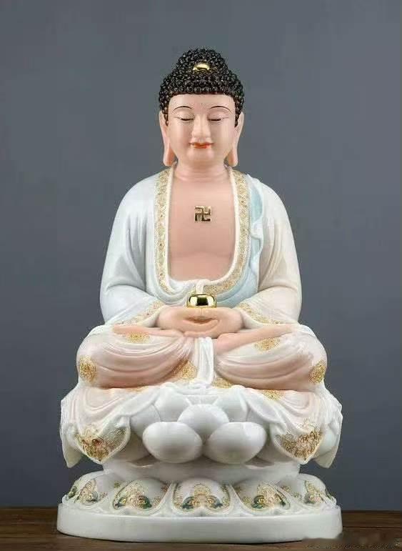礼赞，上半月霉运已消除，下半月诸事大吉。​​​​