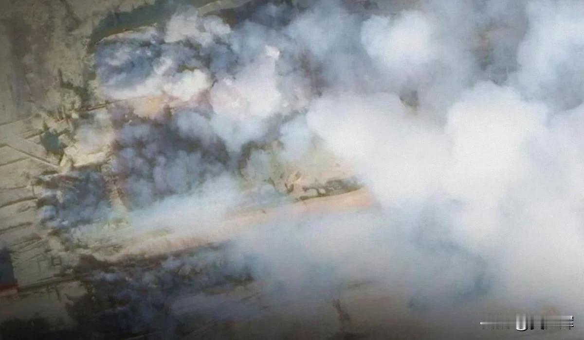 【乌克兰袭击俄罗斯的阿斯特拉罕天然气加工厂】12月15日，乌克兰武装部队总参