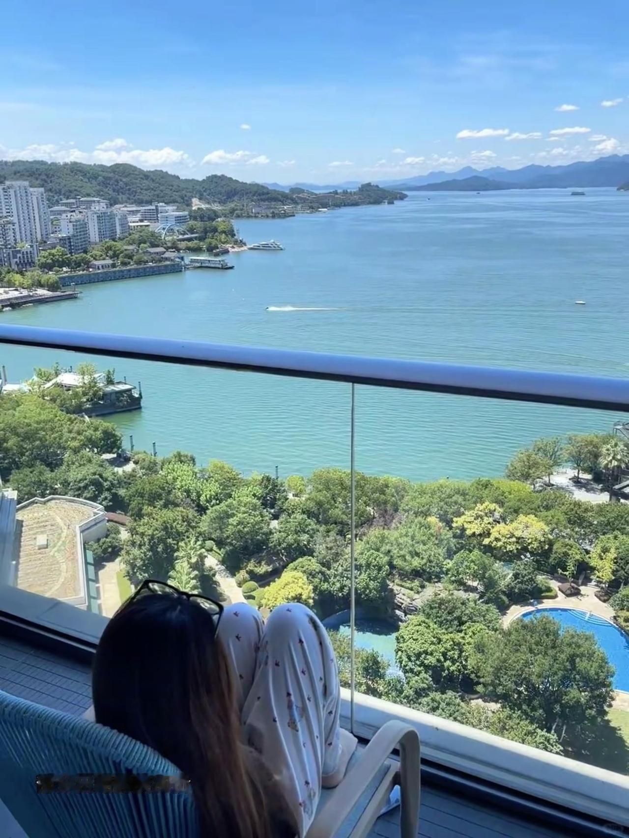 别卷了，带上她来千岛湖度假吧千岛湖