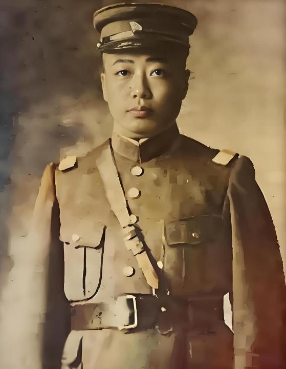 杨宇霆这个人究竟有多厉害？咱就这么讲吧。他给张作霖制定的“三步走”战略，堪称