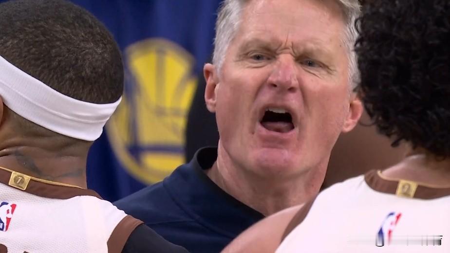 太杀人诛心了，勇士102-103惜败快船，赛后裁判的采访太杀人诛心了，勇士球迷听