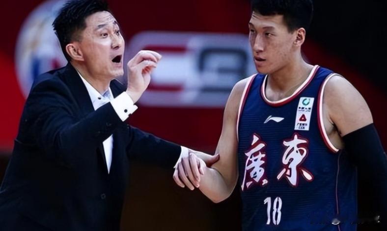 感谢杜锋！离开广东拿1800万大合同！徐杰胡明轩沉默，彻底换血2026年CB